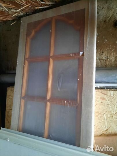 Двери деревянные