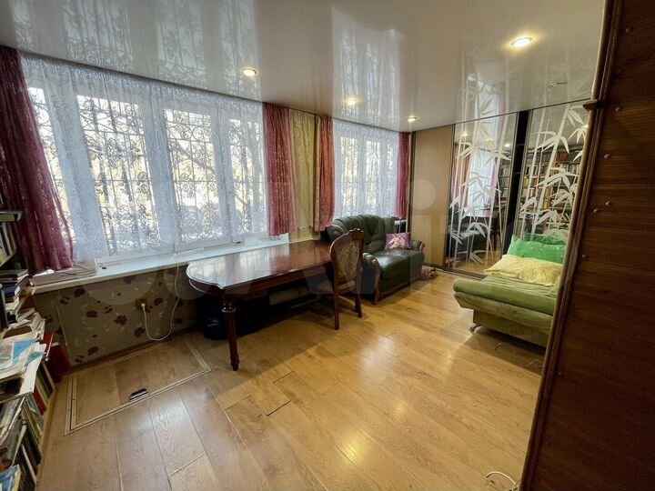3-к. квартира, 80 м², 1/5 эт.