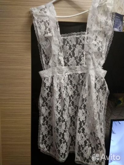 Белый школьный фартук