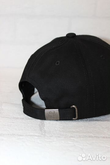 Бейсболка черная/белая