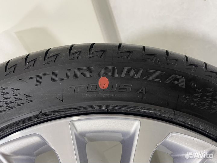 Bridgestone Turanza T005 235/45 R18 94W