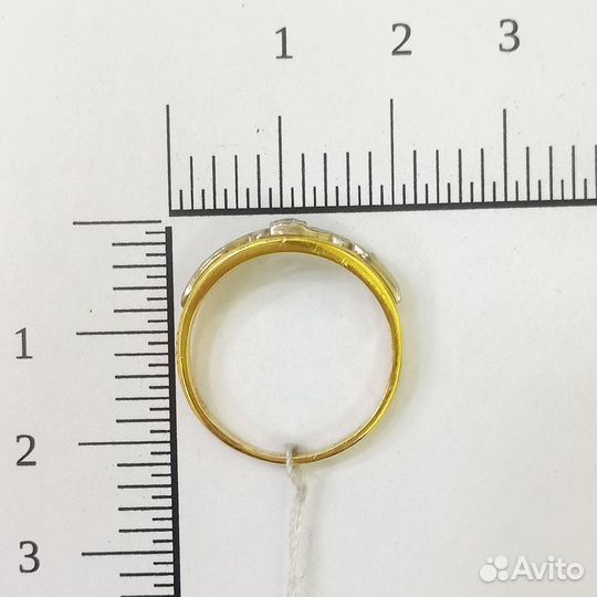 Золотое кольцо 750 пробы с бриллиантом 18 р-р (281