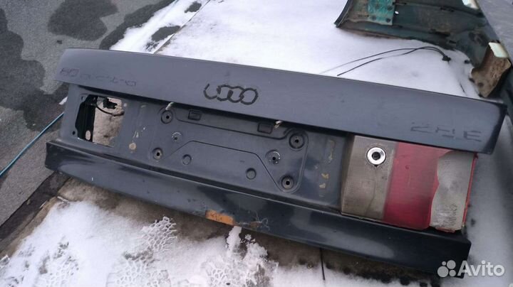 Крышка багажника Audi 80B4