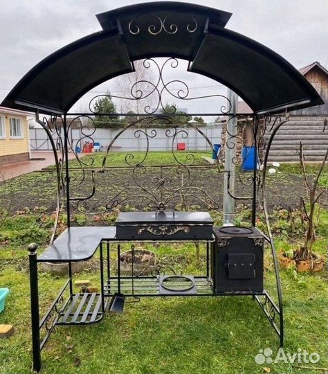 Мангал с крышей и печкой под казан
