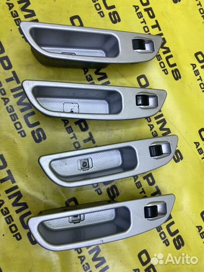 Кнопка стеклоподъемника задняя лев Chery Bonus A13