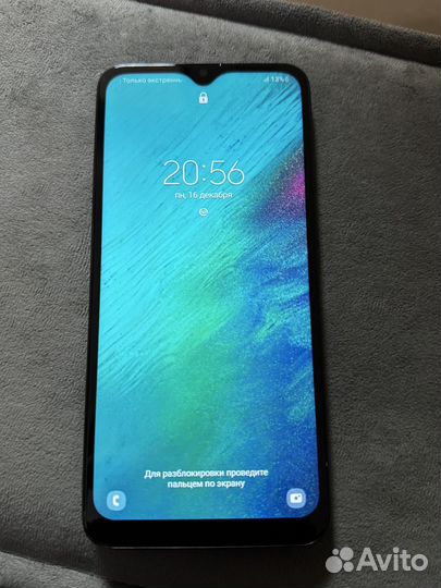 Samsung Galaxy A20, 3/32 ГБ