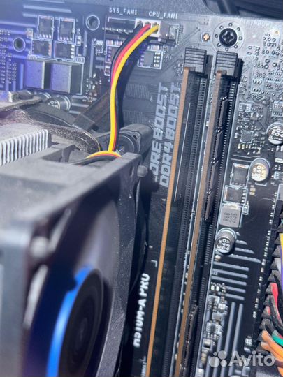 Игровой компьютер с монитором