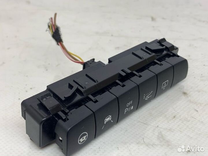 Блок кнопок Mercedes-Benz C W205 3.0 2018