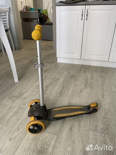 Самокат детский трехколесный