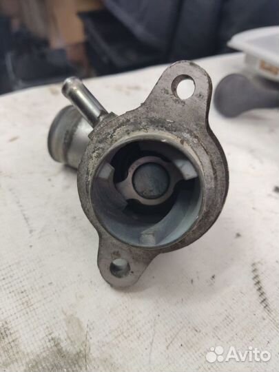 Корпус термостата Daewoo Nexia 16