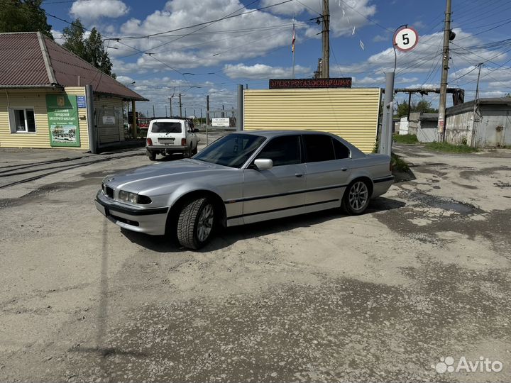 BMW 7 серия 2.8 AT, 1999, 300 000 км