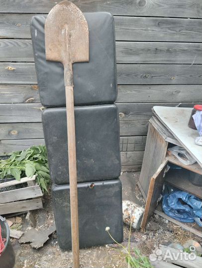 Лопаты, грабли, тяпки