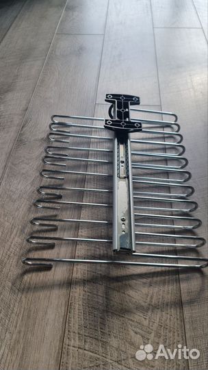 Брючница на 11 мест