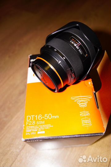Светосильный объектив Sony SAL 16-50 DT F2.8 SSM