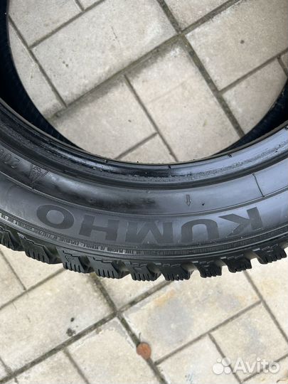 Kumho I'Zen KW22 205/55 R16 91