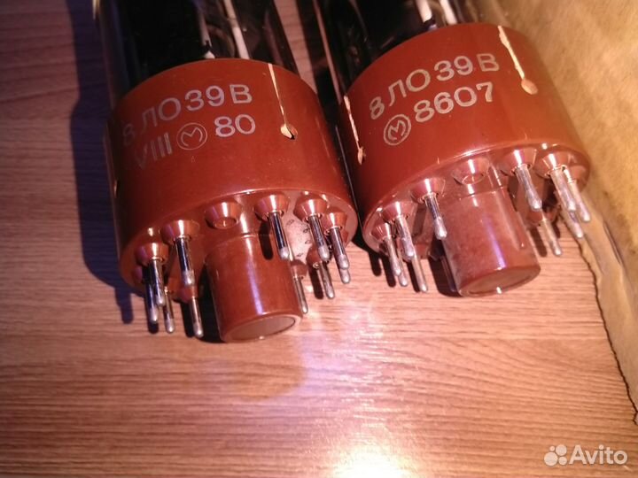 Электронно-лучевые трубки 8ло39В