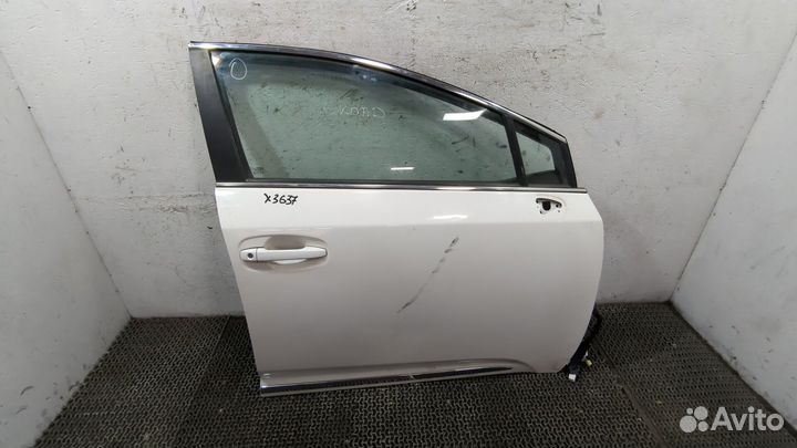 Кнопка стеклоподъемника Toyota Avensis 3, 2016