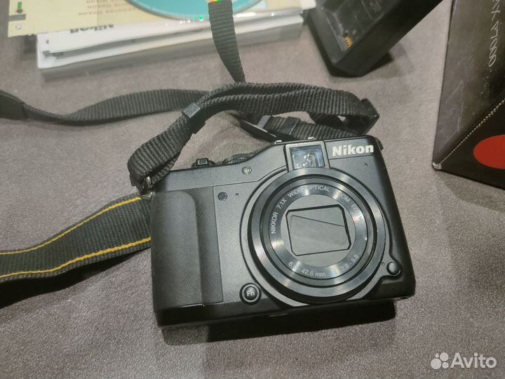 Фотоаппарат Nikon Coolpix p7000