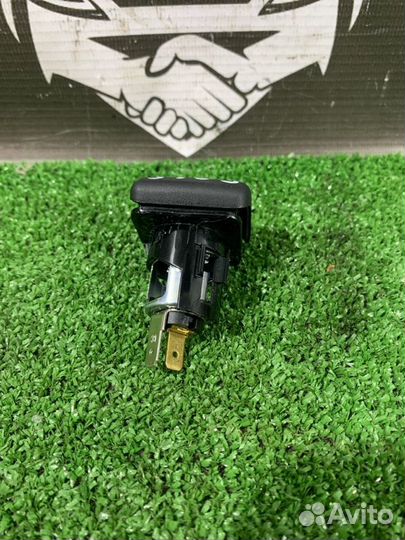 Прикуриватель Bmw 5-Series E60 N52B25A 2005