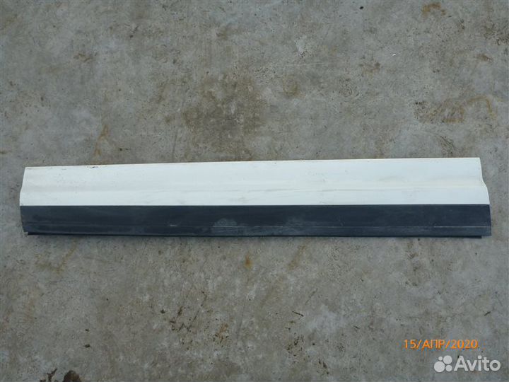 Накладка двери передняя правая Porsche Cayenne 2