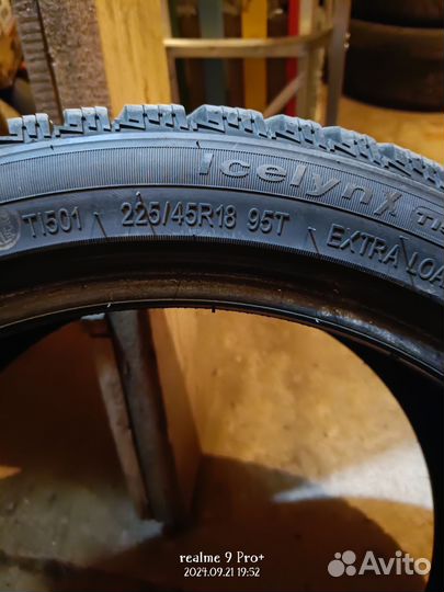 Triangle Snowlink PL02 225/45 R18