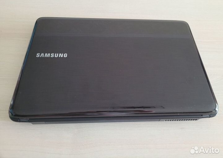 Ноутбук Samsung R540-JS0B