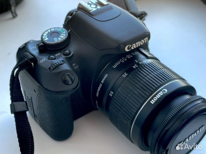 Зеркальный фотоаппарат canon 600d kit efs 18-55 mm