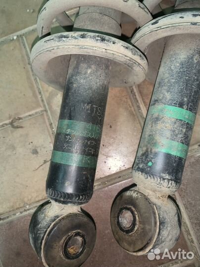 Амортизаторы задние 2 шт Lancer X 10 оригинал