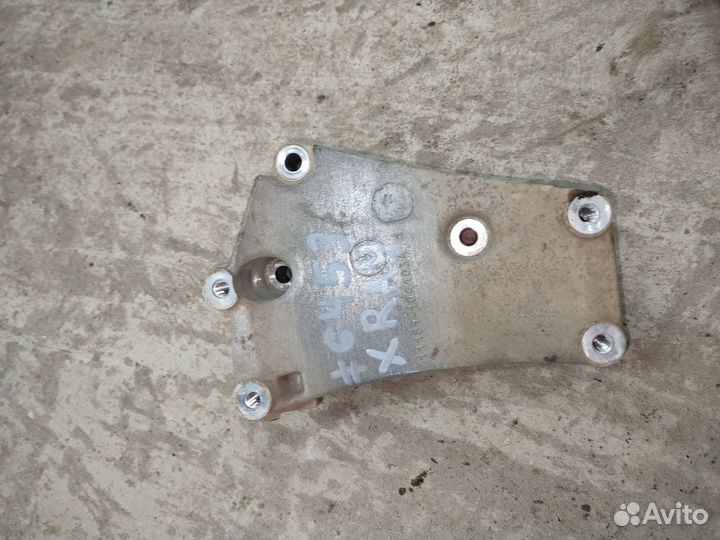 Кронштейн генератора Vaz LADA X-Ray