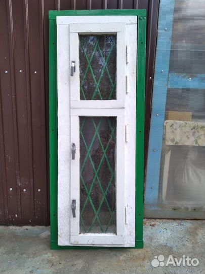 Продам окно в сборе с решеткой для чердака