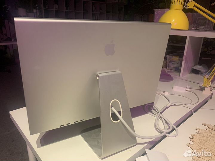 Apple Cinema Display' 23 на запчасти