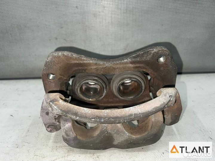 Суппорт передний правый mazda MPV