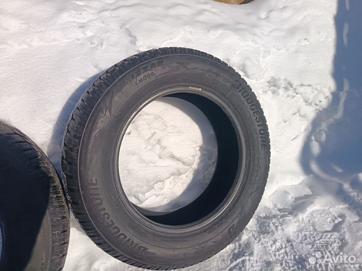 Bridgestone Blizzak LM-005 225/65 R17