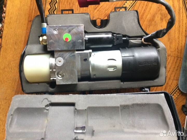 Mercedes GL x164 ML 164 Механизм подъема двери баг