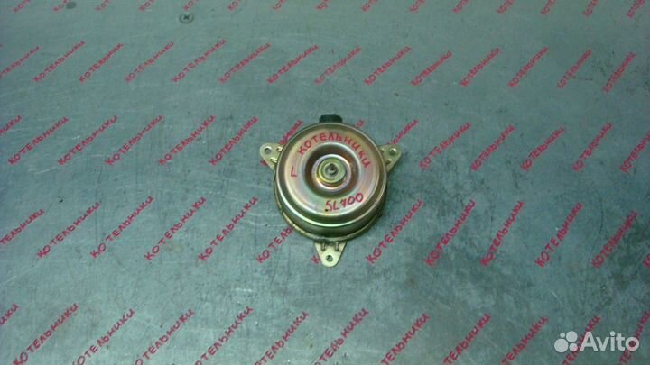 Nissan 21487-5L700 Моторчик вентилятора