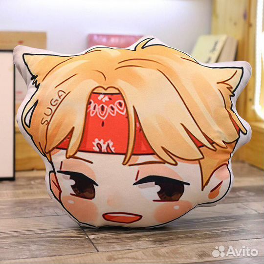 Декоративные подушки BTS