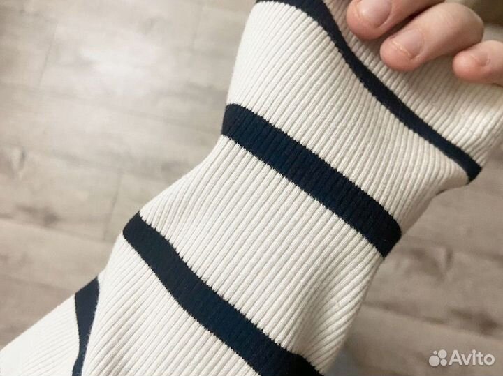 Женские свитера