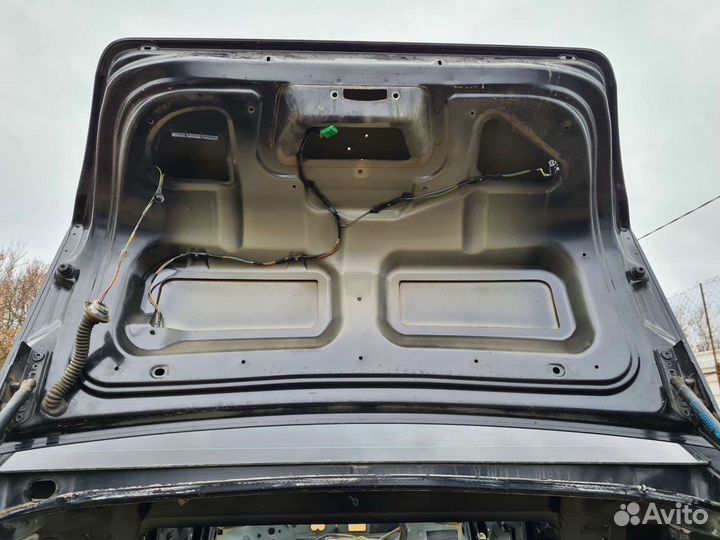 Крышка багажника Peugeot 407 седан