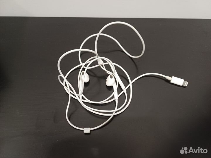 Наушники earpods