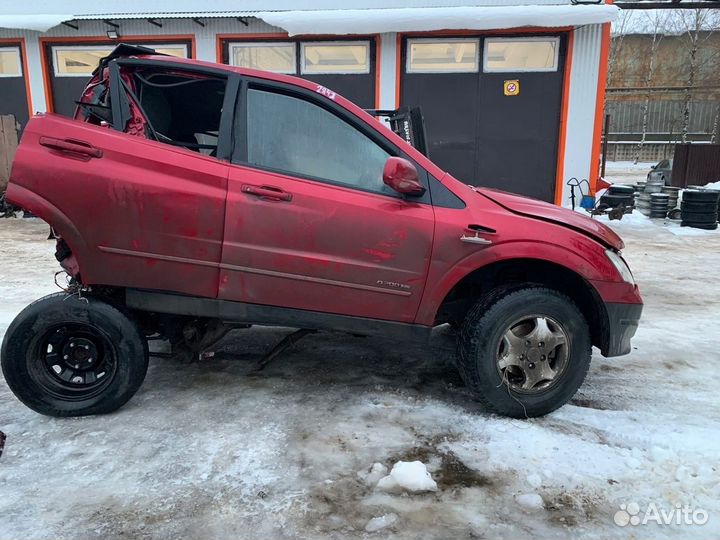 В разборе SsangYong Actyon 2.0 Дизель МКПП 2006