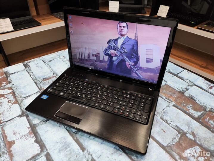 Мощный ноутбук intel core i7/8ядер/SSD/12Gb/HD