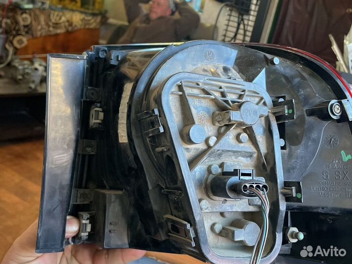 Задние левый фонарь на Таурек