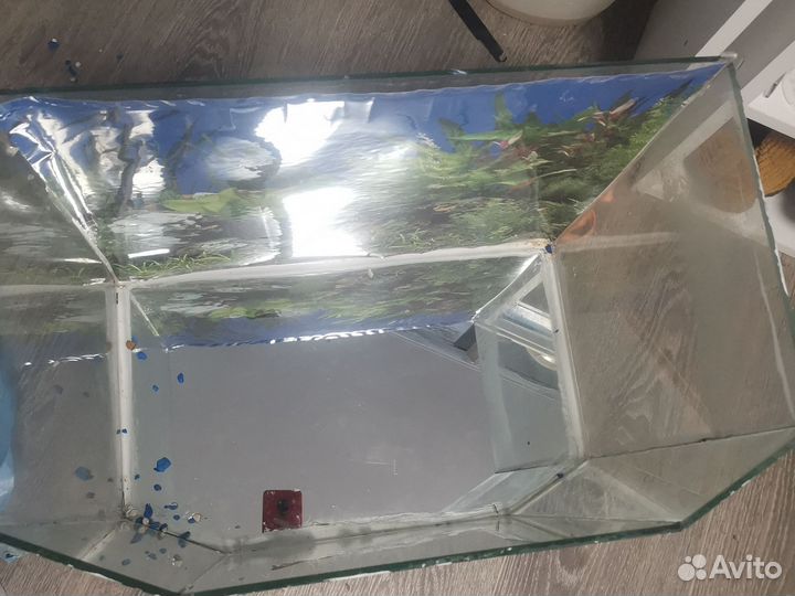 Аквариум для рыбок 65л