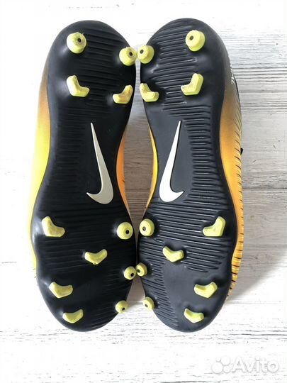 Детские бутсы Nike JR Mercurial Vortex III FG US 5