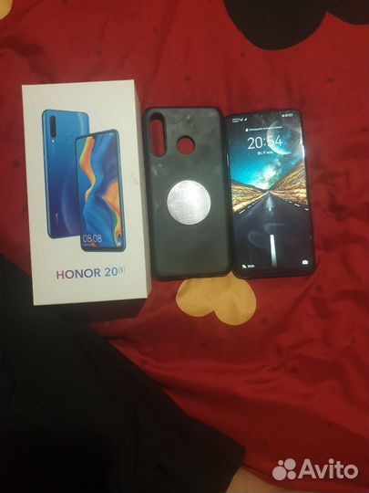 HONOR 20s, 6/128 ГБ