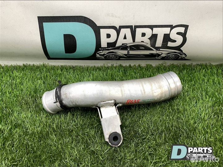 Патрубок интеркулера Audi Q7 BTR