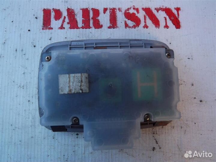 Блок управления печкой Митсубиши Грандис