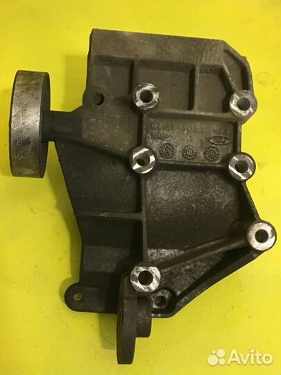 Кронштейн генератора Форд Фокус Ford Focus 1 usa