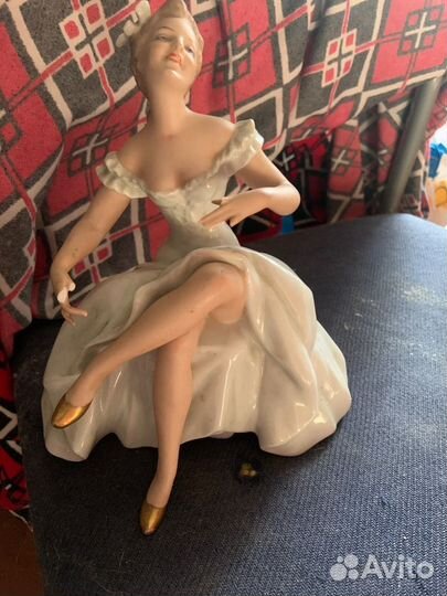Фарфоровые статуэтки балерина