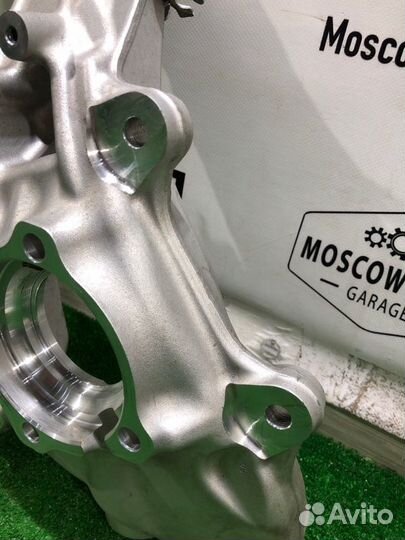 Кулак поворотный передний левый Bmw X6M F96